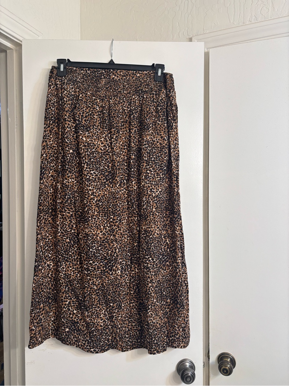 Old Navy Leopard-Print Smocked Midi Skirt - Brown & Black
